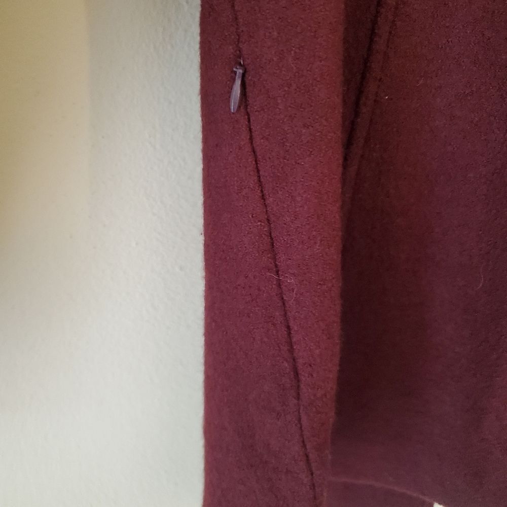 IICELANDIC DESIGN Women's 100% Wool Jacket Burgundy Size Medium Art to wear - Picture 6 of 8